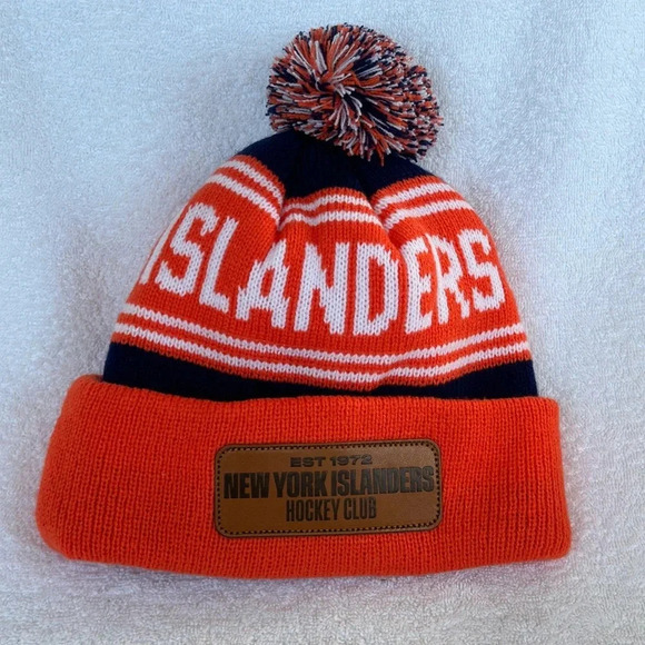 New York Islander Hockey Club Beanie - Picture 1 of 5